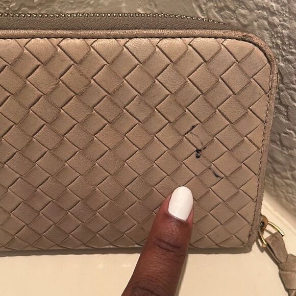 Bottega Veneta Nappa Intrecciato Zip Around Wallet Beige Woven Leather - Picture 3 of 7